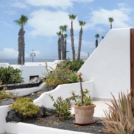 Puerto Chico E بلايا بلانكا