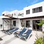 Puerto Chico E Playa Blanca (Lanzarote)
