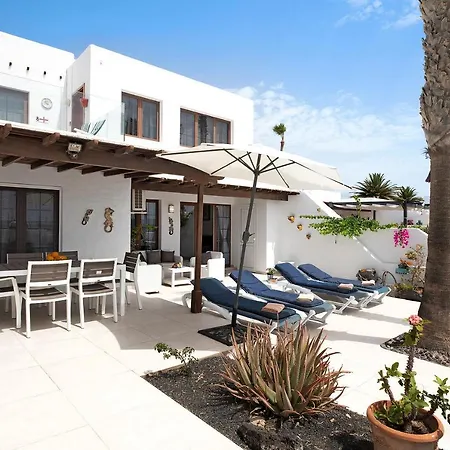 Puerto Chico E דירה *