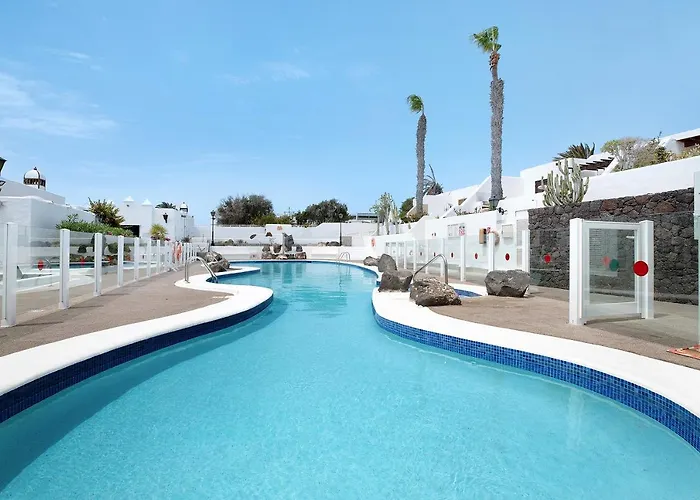 Puerto Chico E דירה