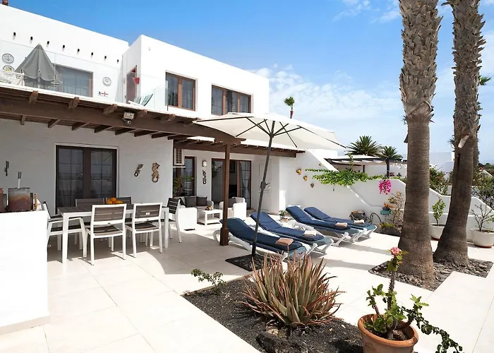 Puerto Chico E דירה *